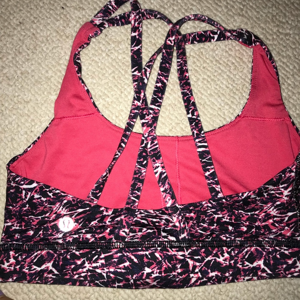 Lulu lemon sports bra